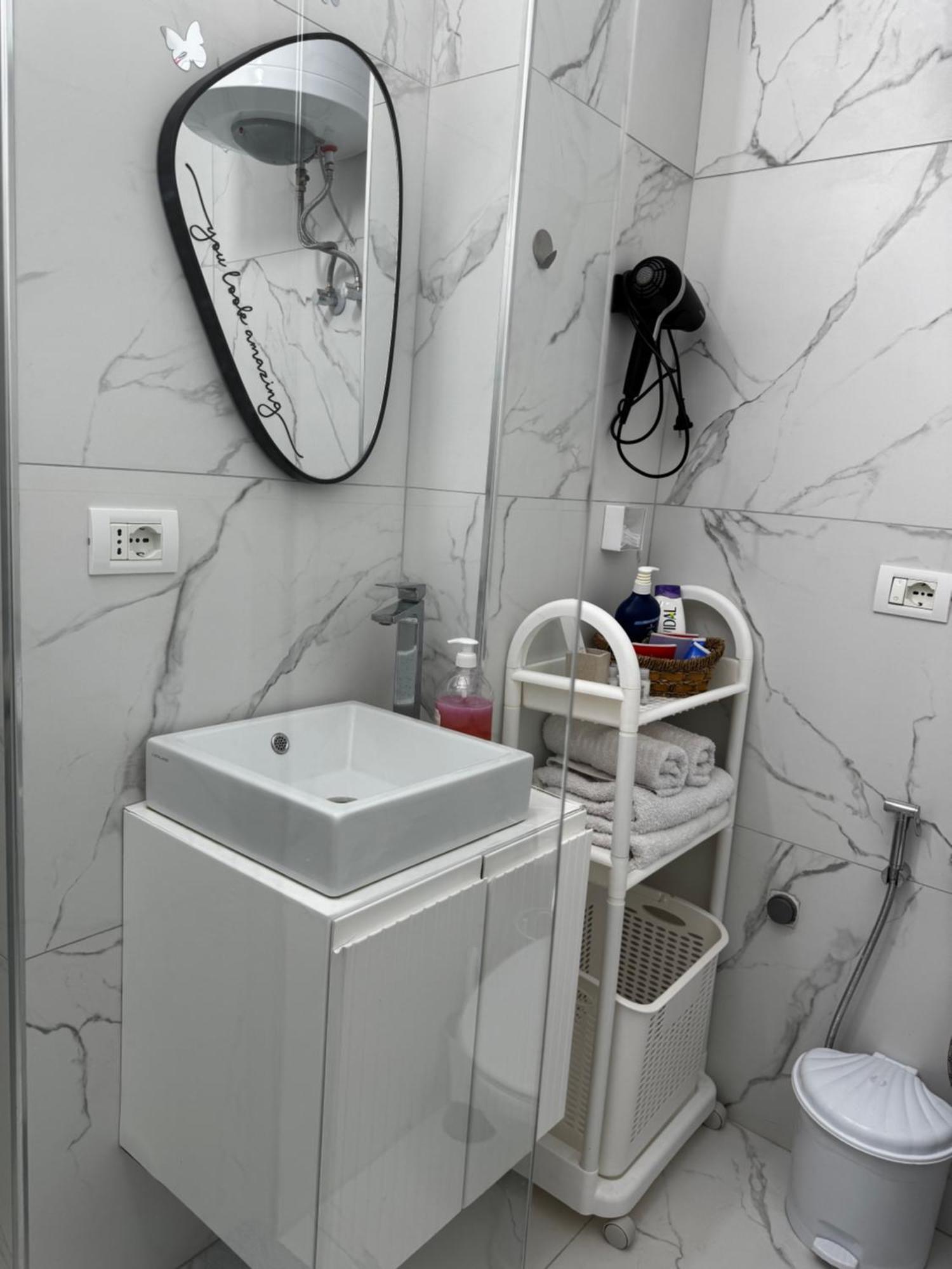 Klar Apartment Few Steps From The Beach ดูร์เรส ภายนอก รูปภาพ